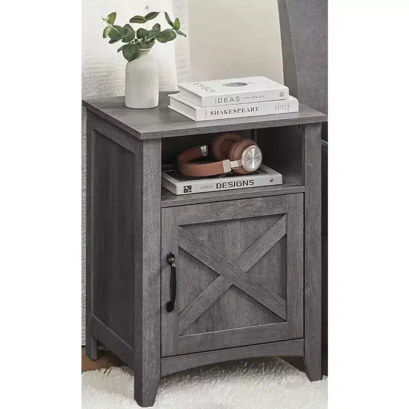 Table de chevet avec porte de grange, Table de chevet de rangement avec compartiment ouvert, Gris brumeux, Capacité de 60 kg