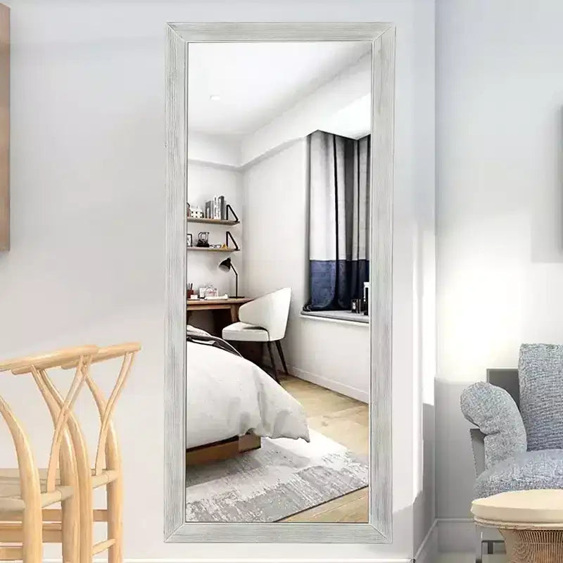 Miroir décoratif rectangulaire encadré en bois massif pleine longueur moderne de 21 po L x 64 po H
