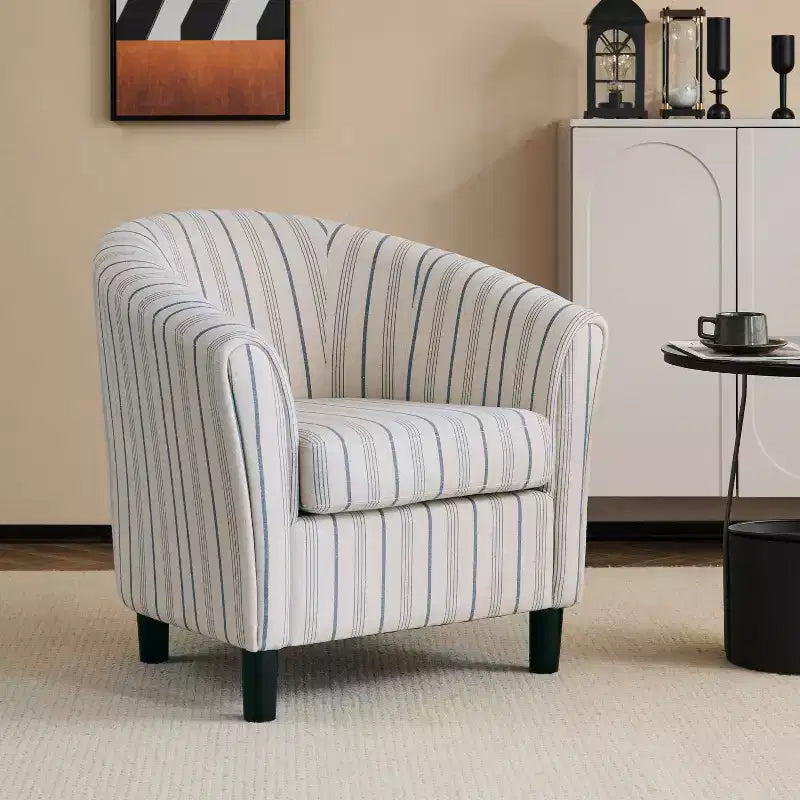 Fauteuil club capitonné de style transitoire en forme de baignoire