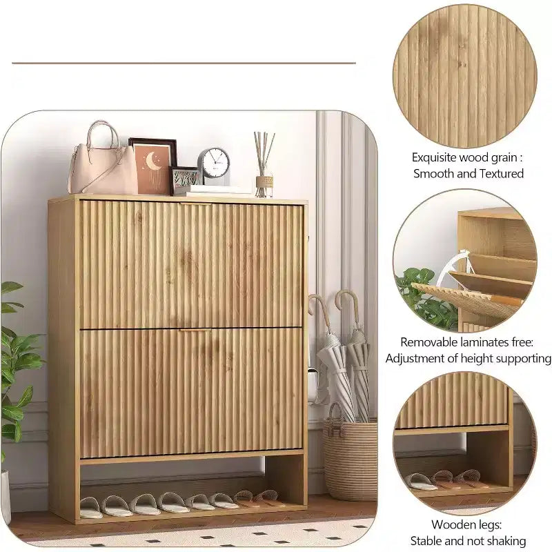 Meuble à chaussures étroit cannelé avec tiroirs abattants et crochets latéraux, Organisateur de rangement compact pour entrée, couloir ou appartement, Fini chêne