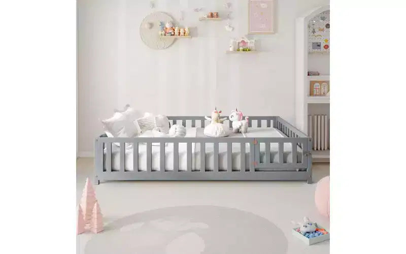 Lit plateforme complet pour enfants avec barrière de sécurité et portes ouvrantes, Cadre de lit au sol, Lit pour tout-petits en bois multi-usage