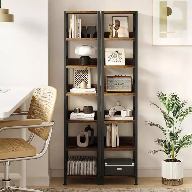 Étagère étroite à 7 niveaux pour livres, bibelots et autres objets décoratifs, avec cadre en métal au style rustique, idéale pour la chambre, le salon ou le bureau.